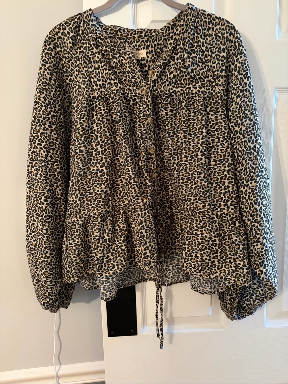 Pilcro Leopard Print Peasant Blouse PTP 24.5 - Picture 2 of 7